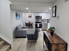 Beautiful Comfy Guest Suite in West EDM
